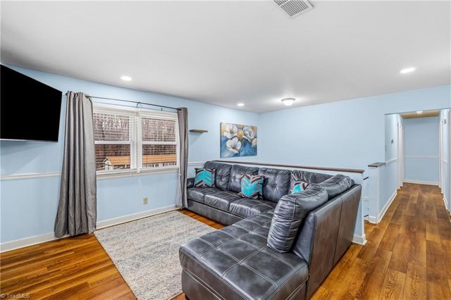 1365 W Sedgefield Drive, Winston-salem, NC 27107