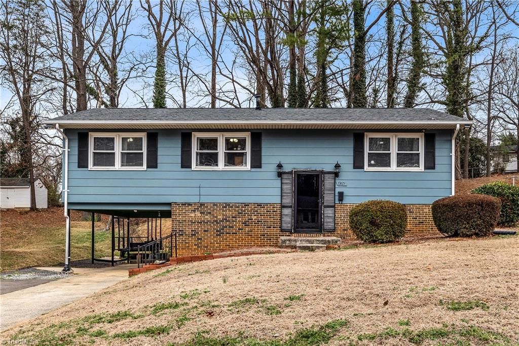1365 W Sedgefield Drive, Winston-salem, NC 27107