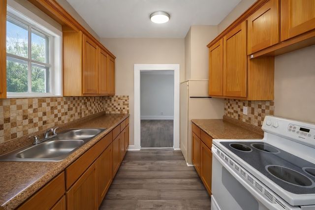 311 W Spring Street, Weatherford, TX 76086