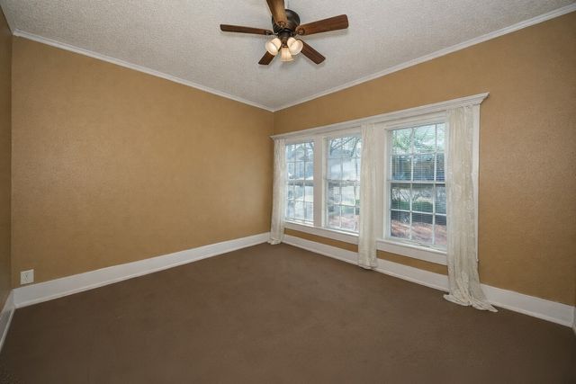 311 W Spring Street, Weatherford, TX 76086