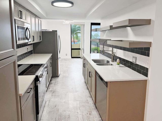 5460 N Ocean Drive 1d, Singer Island, FL 33404