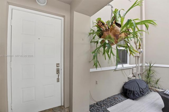 7110 SW 54th St, Miami, FL 33155