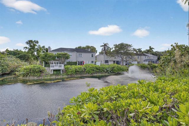 7110 SW 54th St, Miami, FL 33155