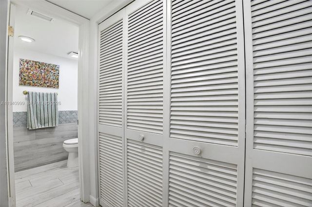 7110 SW 54th St, Miami, FL 33155