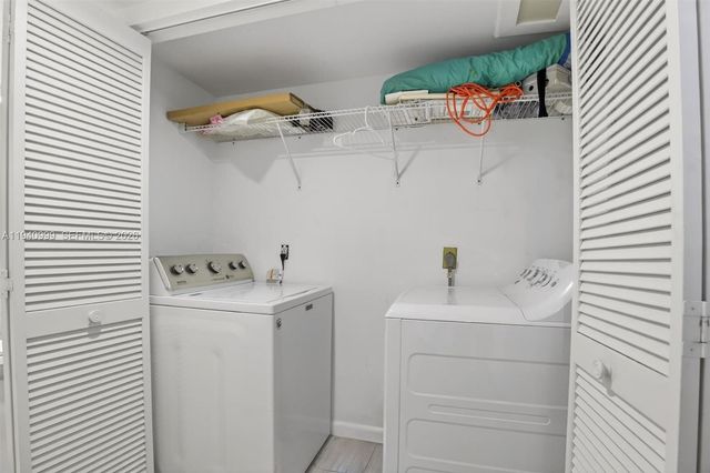 7110 SW 54th St, Miami, FL 33155