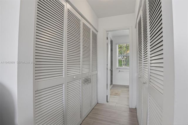 7110 SW 54th St, Miami, FL 33155