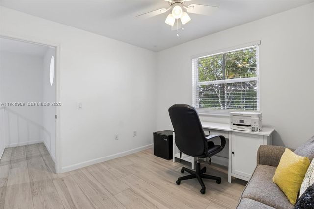 7110 SW 54th St, Miami, FL 33155