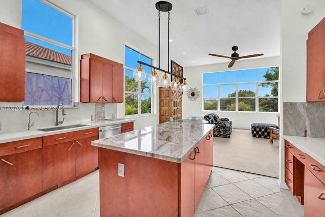 1453 SW 167th Ave, Pembroke Pines, FL 33027