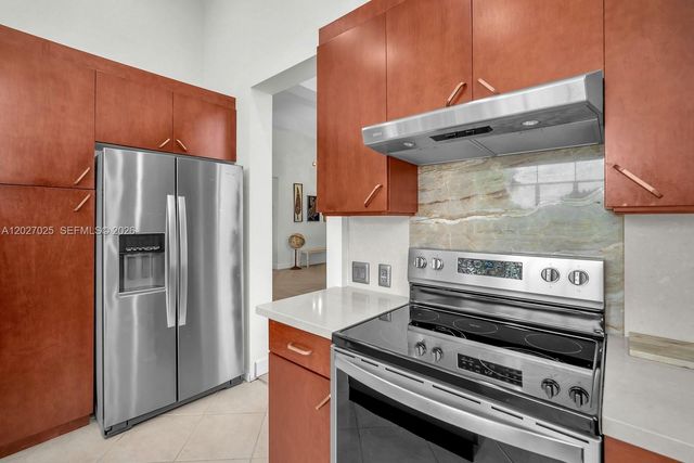 1453 SW 167th Ave, Pembroke Pines, FL 33027
