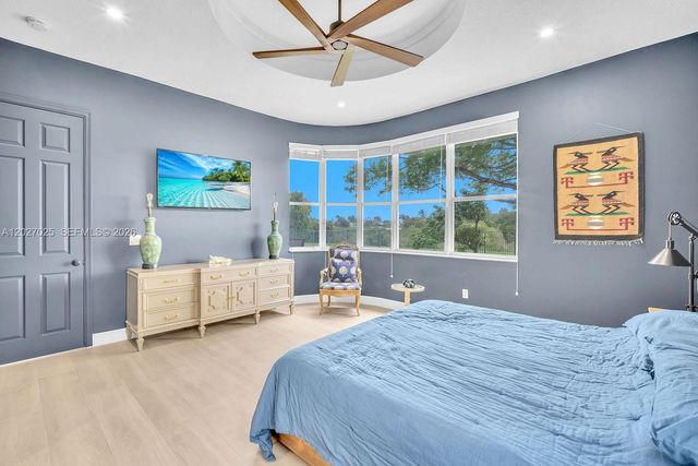 1453 SW 167th Ave, Pembroke Pines, FL 33027