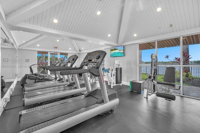 1453 SW 167th Ave, Pembroke Pines, FL 33027