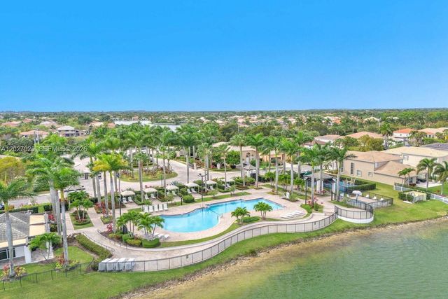 1453 SW 167th Ave, Pembroke Pines, FL 33027