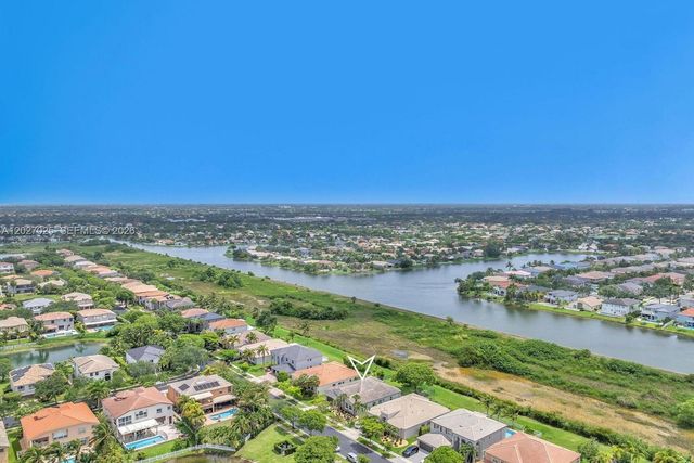 1453 SW 167th Ave, Pembroke Pines, FL 33027