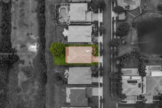 1453 SW 167th Ave, Pembroke Pines, FL 33027