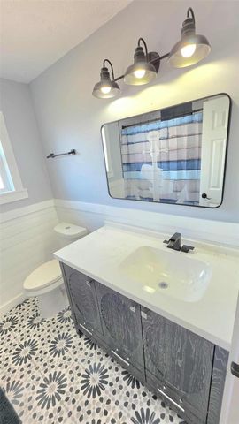 16623 Jolly Roger Road, Galveston, TX 77554