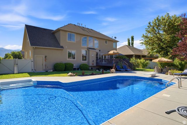 2098 S 550 W, Syracuse, UT 84075