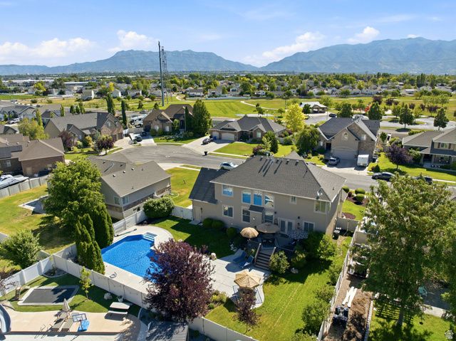 2098 S 550 W, Syracuse, UT 84075