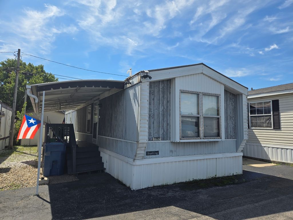 9001 S Cicero Avenue 132, Oak Lawn, IL 60453