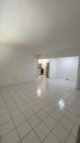 51 Edgewater Drive 4, Coral Gables, FL 33133