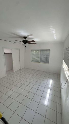 51 Edgewater Drive 4, Coral Gables, FL 33133