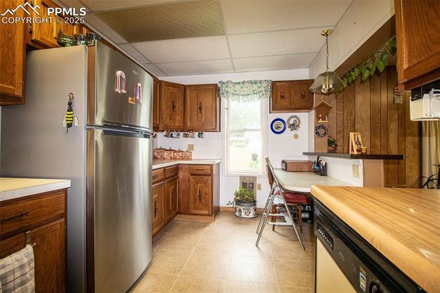 2815 Beacon Street, Colorado Springs, CO 80907