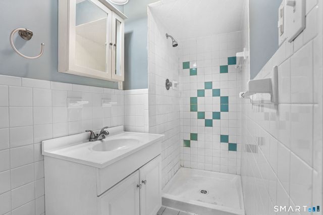 312 Turkey Roost Road, Monroe, CT 06468