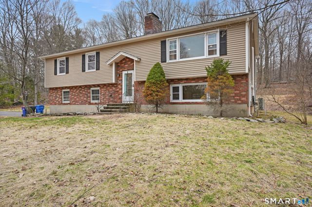 312 Turkey Roost Road, Monroe, CT 06468