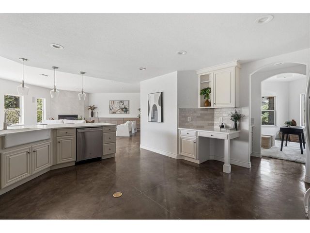 2554 Dutch Ct, Lafayette, CO 80026