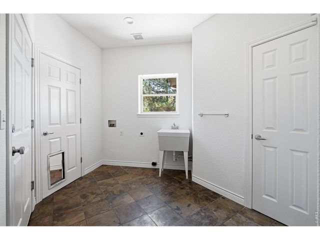 2554 Dutch Ct, Lafayette, CO 80026