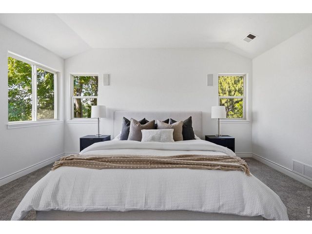 2554 Dutch Ct, Lafayette, CO 80026