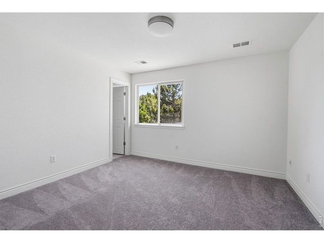 2554 Dutch Ct, Lafayette, CO 80026