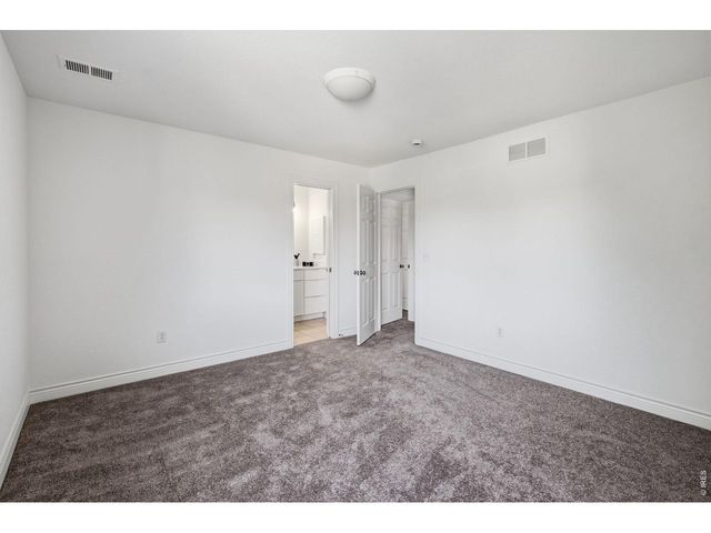 2554 Dutch Ct, Lafayette, CO 80026