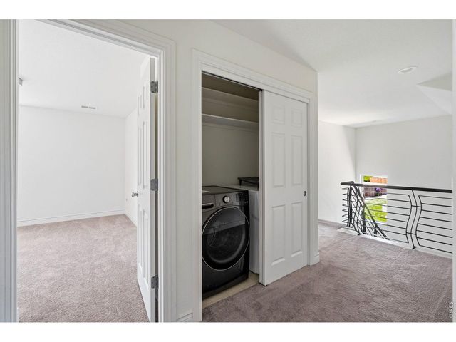 2554 Dutch Ct, Lafayette, CO 80026