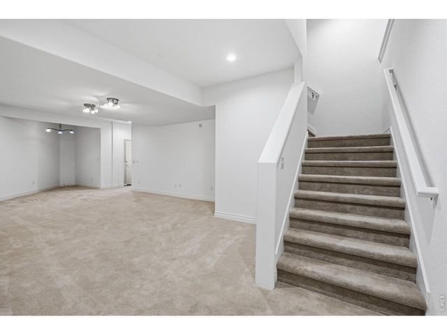 2554 Dutch Ct, Lafayette, CO 80026