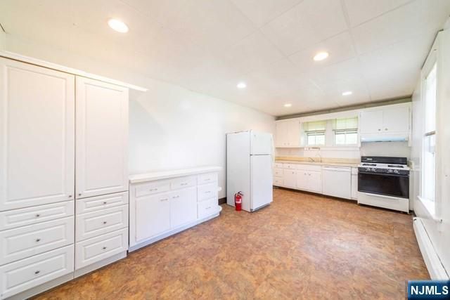 18 Hardenburgh Avenue 1st Flo., Demarest, NJ 07627