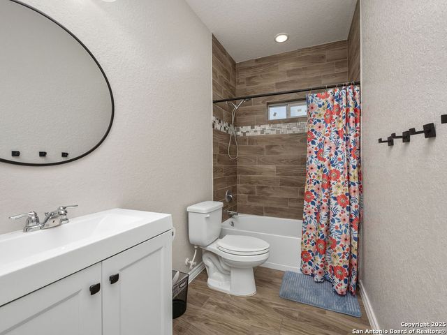 1019 Clovis Pl, San Antonio, TX 78221