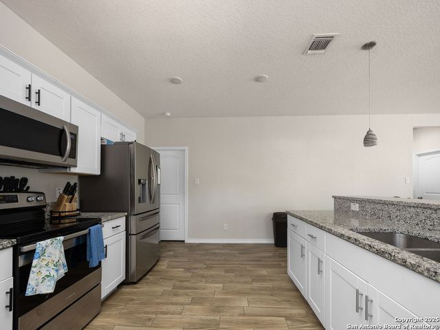 1019 Clovis Pl, San Antonio, TX 78221