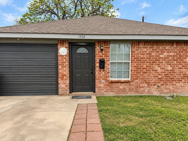 1102 Hamilton Street, Mckinney, TX 75069