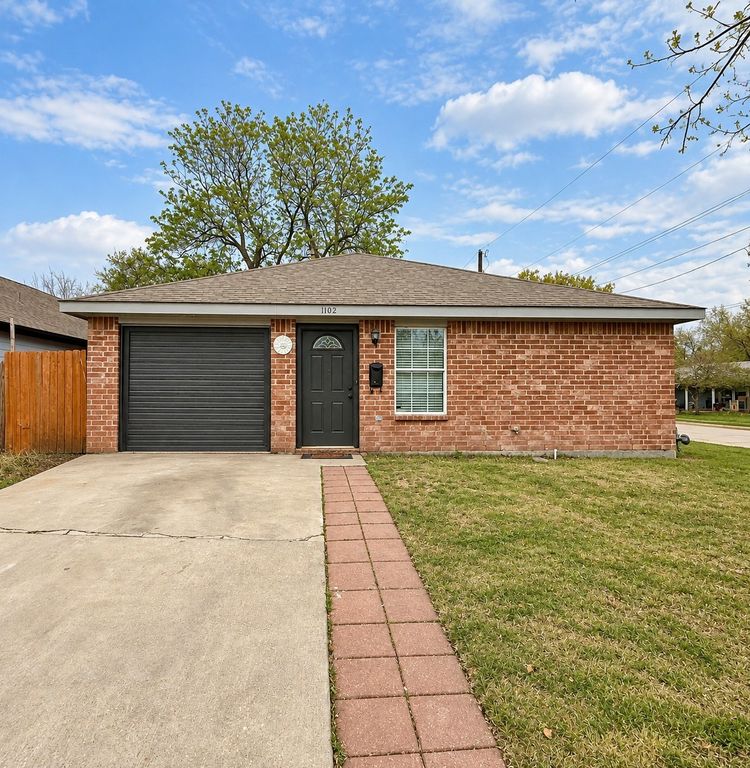 1102 Hamilton Street, Mckinney, TX 75069
