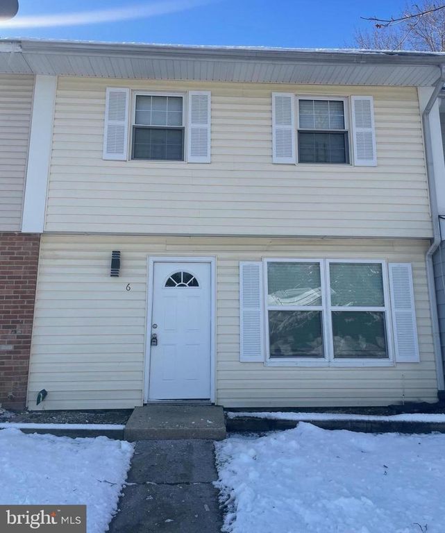6 VERNON CT, Sicklerville, NJ 08081