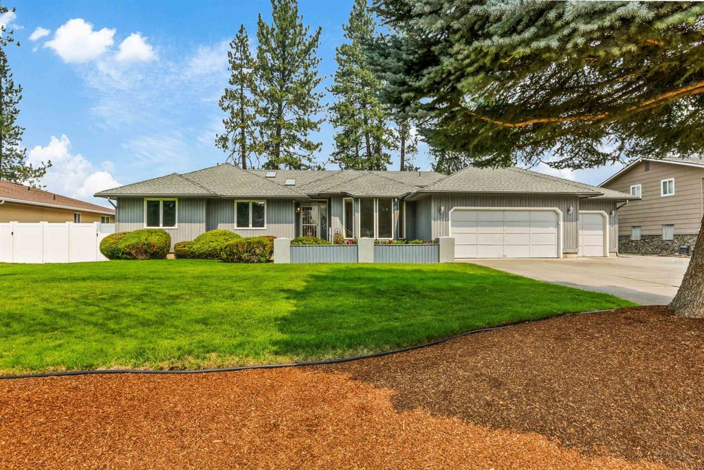 6922 W Johannsen Ave, Nine Mile Falls, WA 99026 photo 1