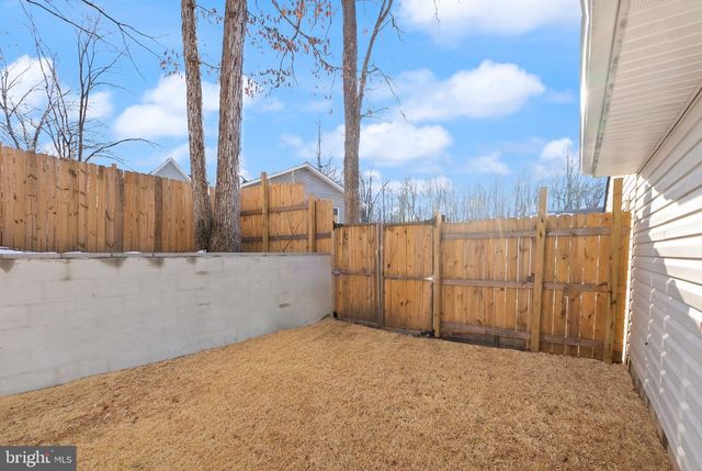 26 WILLOW BRANCH PL, Fredericksburg, VA 22405