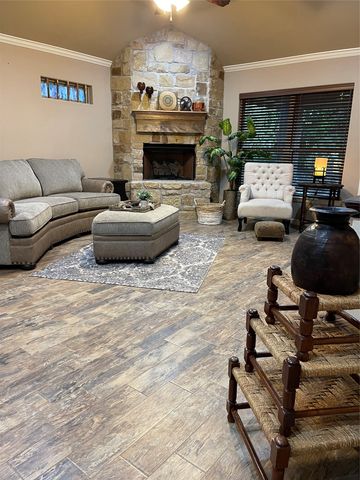 1407 Lauren Lane, Granbury, TX 76048