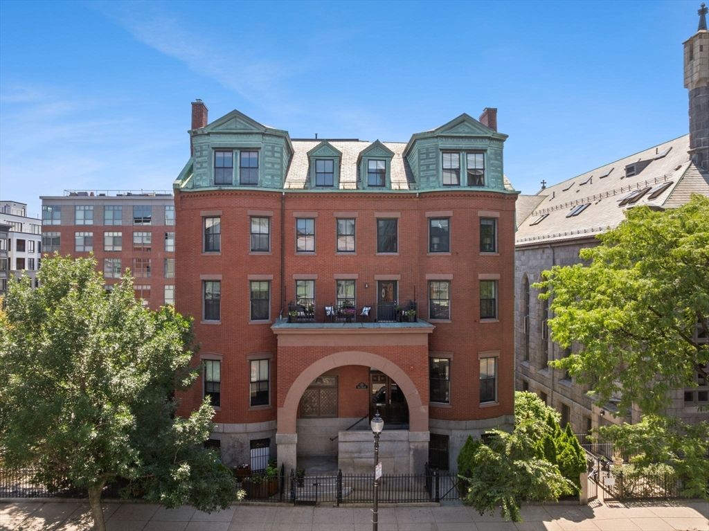 55 West Broadway 5, Boston, MA 02127