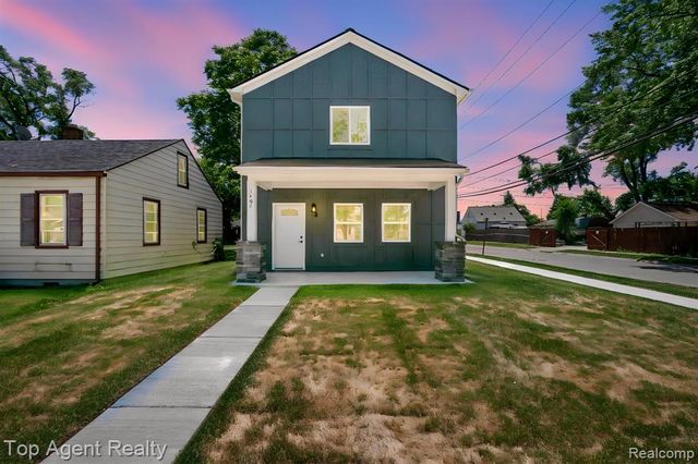 1404 E George Avenue, Hazel Park, MI 48030