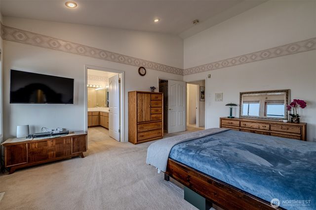 326 23rd Street NE, East Wenatchee, WA 98802