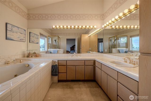 326 23rd Street NE, East Wenatchee, WA 98802