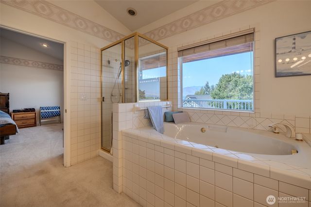 326 23rd Street NE, East Wenatchee, WA 98802