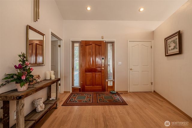 326 23rd Street NE, East Wenatchee, WA 98802