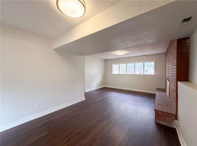2909 Sagebrush Drive, Lawrence, KS 66047